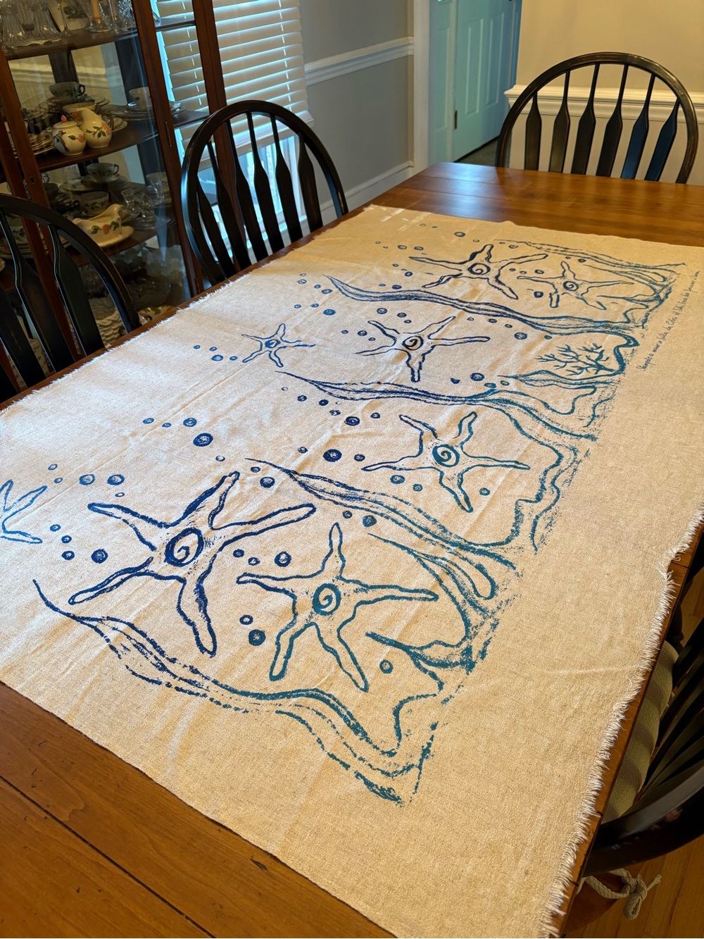 Colori del Sole Beige Table Scarf Throw with Blue Sea Star Print